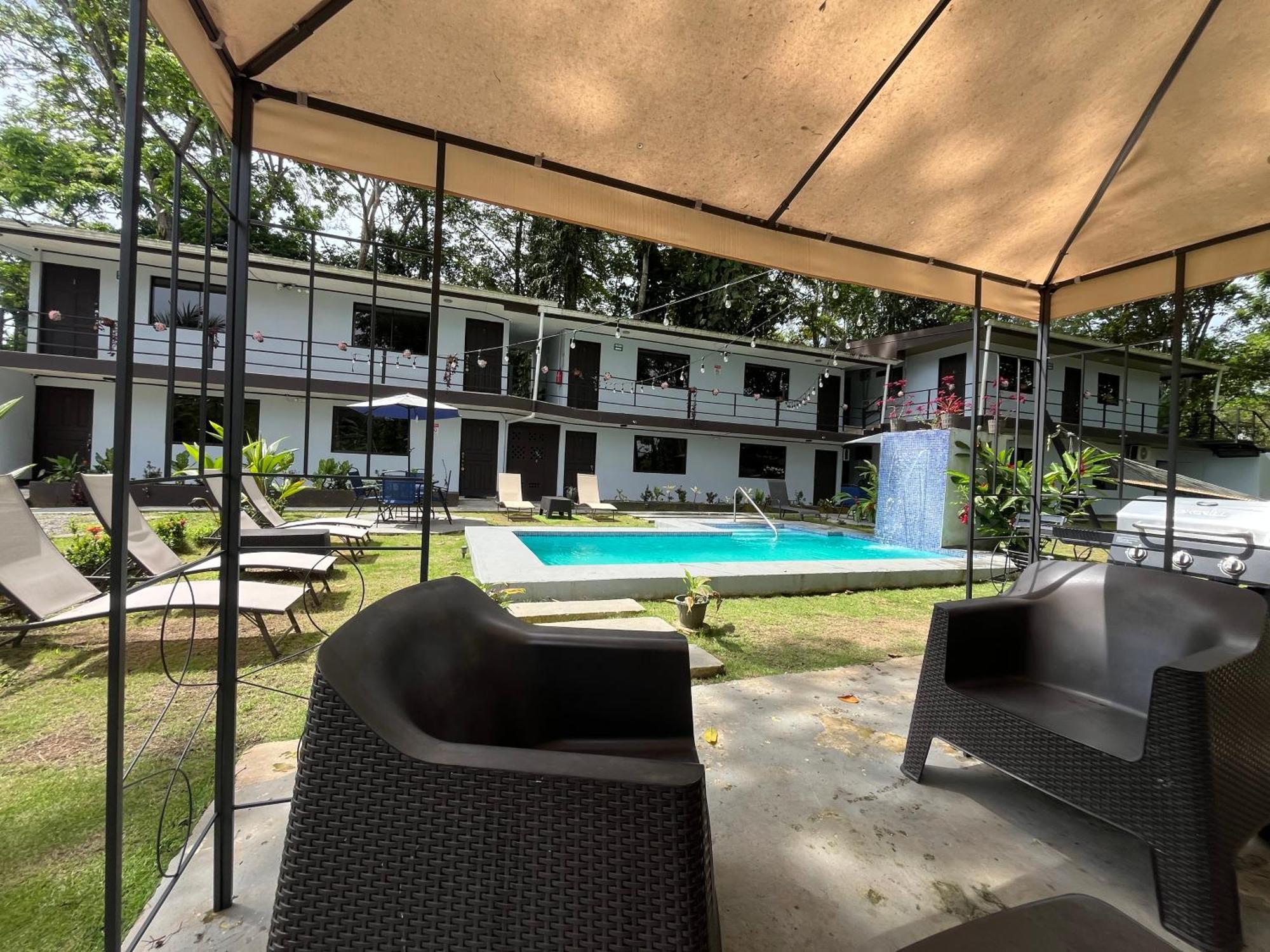Azul Coral Hotel